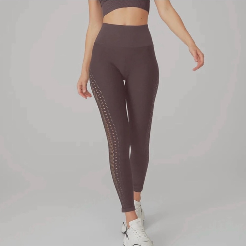Alo Seamless High-Waist 7/8 Open Air Leggings